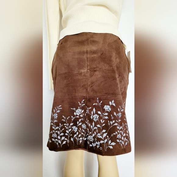 Tyler Boe Women 100% Genuine Suede Leather Skirt Floral Terracotta Cognac/Blue 6 - Picture 15 of 16